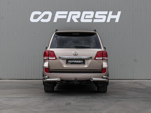 Внедорожник Toyota Land Cruiser 2010 года, 3025000 рублей, Краснодар