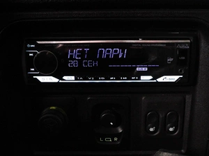 Внедорожник Chevrolet Niva 2012 года, 670000 рублей, Красный Пахарь