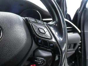 Внедорожник Toyota C-HR 2017 года, 2070000 рублей, Красноярск