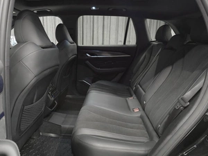 Внедорожник Geely Monjaro 2024 года, 3900000 рублей, Красноярск