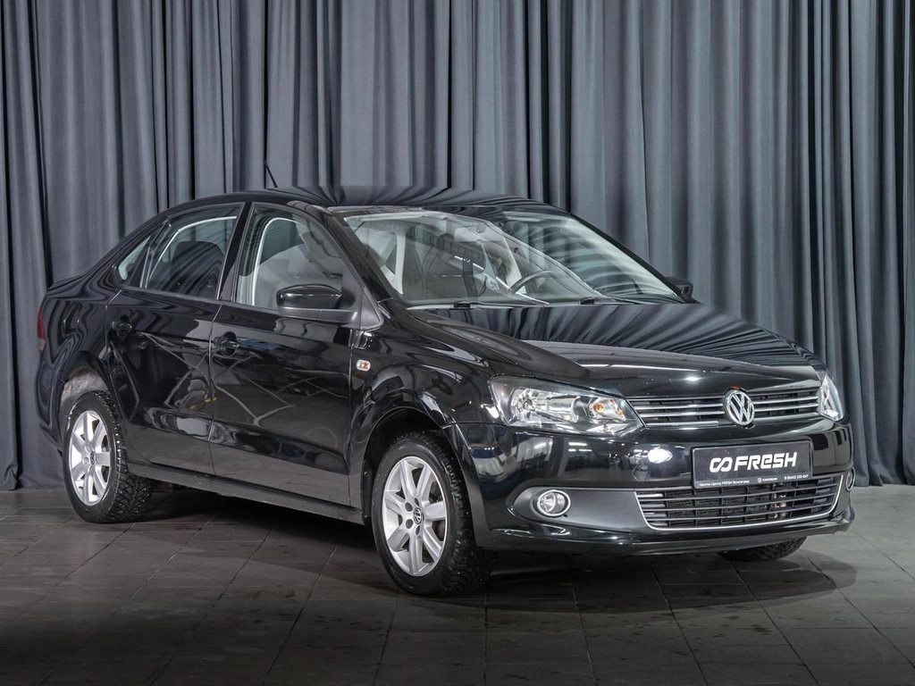 Седан Volkswagen Polo 2014 года, 975000 рублей, Волгоград
