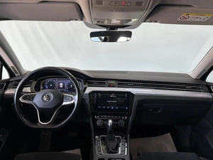 Седан Volkswagen Passat 2020 года, 1986000 рублей, Смоленск