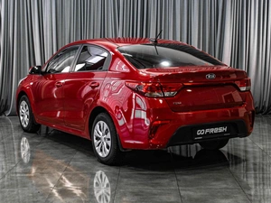Седан Kia Rio 2017 года, 1325000 рублей, Тюмень
