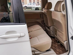 Минивэн Toyota Isis 2014 года, 1360000 рублей, Краснодар