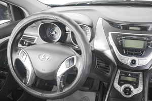 Седан Hyundai Avante 2011 года, 919000 рублей, Кемерово