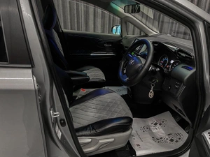 Минивэн Toyota Wish 2010 года, 1175000 рублей, Красноярск