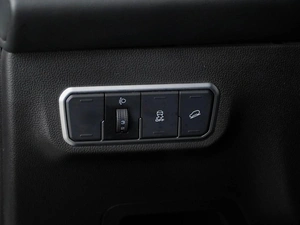 Внедорожник Haval M6 2023 года, 1999066 рублей, Москва