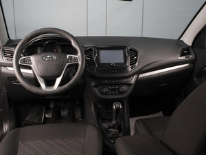 Седан ВАЗ (LADA) Vesta 2019 года, 720000 рублей, Омск