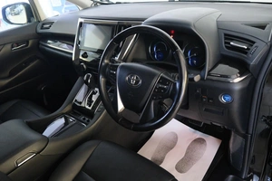 Минивэн Toyota Vellfire 2020 года, 5049000 рублей, Омск