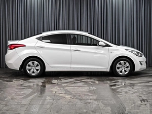 Седан Hyundai Elantra 2013 года, 938000 рублей, Ставрополь