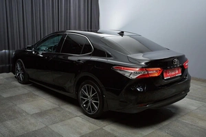 Седан Toyota Camry 2021 года, 2999000 рублей, Красноярск