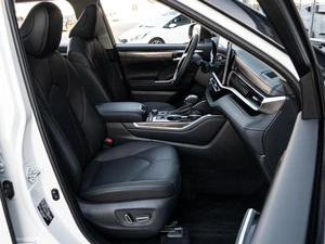 Внедорожник Toyota Highlander 2025 года, 5670000 рублей, Краснодар