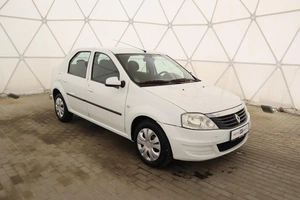 Седан Renault Logan 2014 года, 365000 рублей, Железногорск