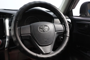 Универсал Toyota Corolla Fielder 2018 года, 1589000 рублей, Новосибирск