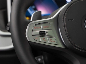 Внедорожник BMW X5 2025 года, 9998999 рублей, Москва