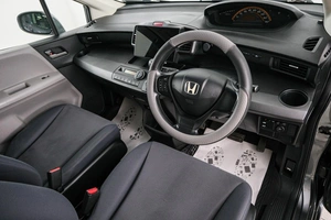 Минивэн Honda Freed 2010 года, 1079000 рублей, Красноярск