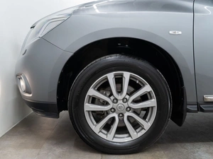 Внедорожник Nissan Pathfinder 2015 года, 2060000 рублей, Красноярск