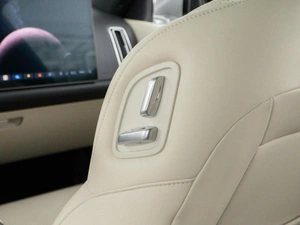 Внедорожник Li Auto L8 2023 года, 6199077 рублей, Москва