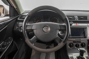 Седан Volkswagen Passat 2007 года, 689000 рублей, Барнаул