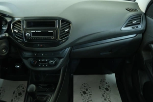 Седан ВАЗ (LADA) Vesta 2018 года, 1079000 рублей, Омск