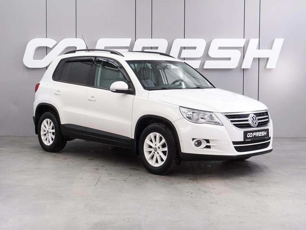 Внедорожник Volkswagen Tiguan 2010 года, 999000 рублей, Воронеж