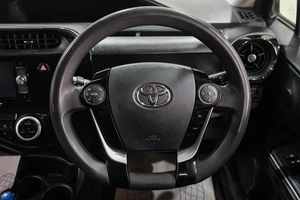 Хетчбэк Toyota Aqua 2018 года, 1029000 рублей, Новокузнецк
