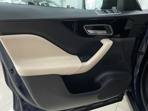 Внедорожник Jaguar F-Pace 2016 года, 2097000 рублей, Солонцы