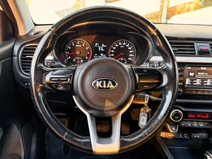 Седан Kia Rio 2019 года, 1298000 рублей, Ставрополь