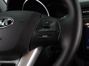 Хетчбэк Kia Rio 2014 года, 970000 рублей, Воронеж