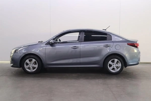 Седан Kia Rio 2017 года, 1310000 рублей, Брянск