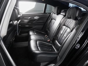 Седан BMW 7 серия 2017 года, 4309000 рублей, Красный Пахарь