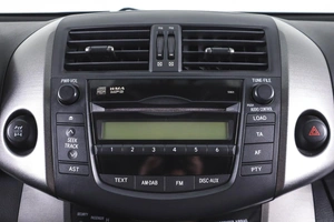Внедорожник Toyota RAV4 2011 года, 1699000 рублей, Пермь