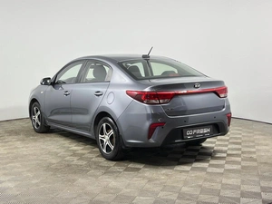 Седан Kia Rio 2018 года, 1312900 рублей, Казань