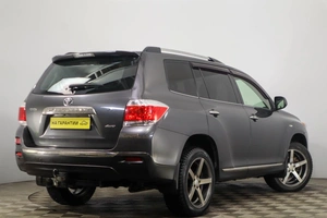 Внедорожник Toyota Highlander 2012 года, 2019000 рублей, Пермь