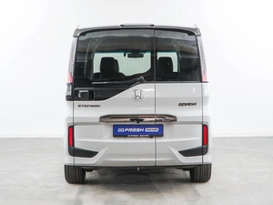 Минивэн Honda Stepwgn Spada 2021 года, 3137900 рублей, Москва