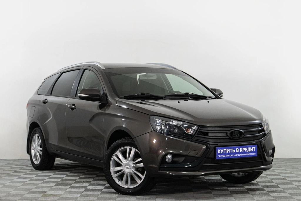 Универсал ВАЗ (LADA) Vesta 2018 года, 829000 рублей, Сургут