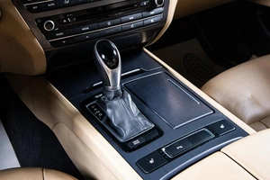 Седан Hyundai Genesis 2015 года, 2589000 рублей, Сургут