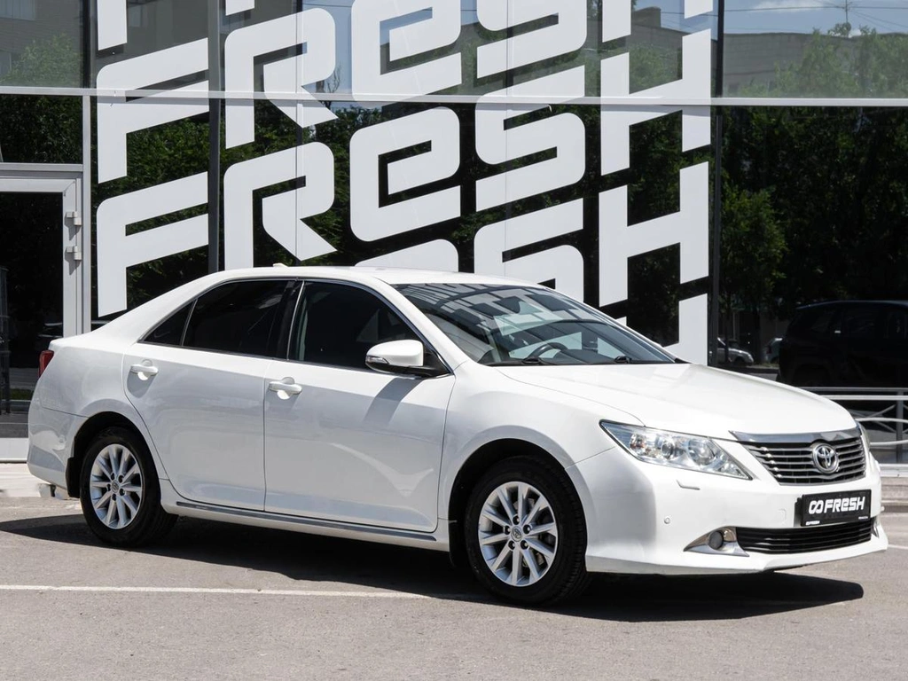 Седан Toyota Camry 2014 года, 1625000 рублей, Волгоград