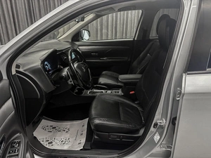 Внедорожник Mitsubishi Outlander 2013 года, 1450000 рублей, Красноярск