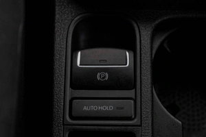 Внедорожник Volkswagen Tiguan 2011 года, 1339000 рублей, Кемерово