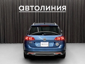 Универсал Volkswagen Golf 2015 года, 1489000 рублей, Красноярск