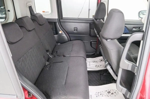 Минивэн Toyota Roomy 2017 года, 939000 рублей, Красноярск