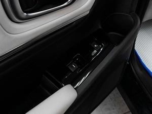 Внедорожник Honda e:NS1 2024 года, 3699000 рублей, Тюмень