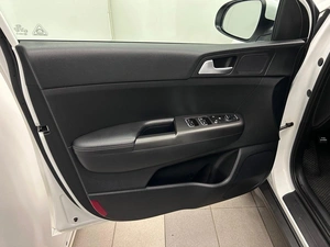 Внедорожник Kia Sportage 2020 года, 2290000 рублей, Красноярск