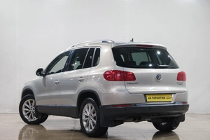 Внедорожник Volkswagen Tiguan 2013 года, 1979000 рублей, Новокузнецк