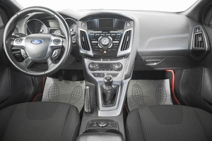 Универсал Ford Focus 2012 года, 799000 рублей, Кемерово