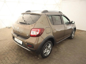 Хэтчбек Renault Sandero 2020 года, 1400000 рублей, Брянск