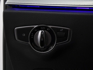 Седан Mercedes-benz E-класс 2020 года, 3900000 рублей, Омск