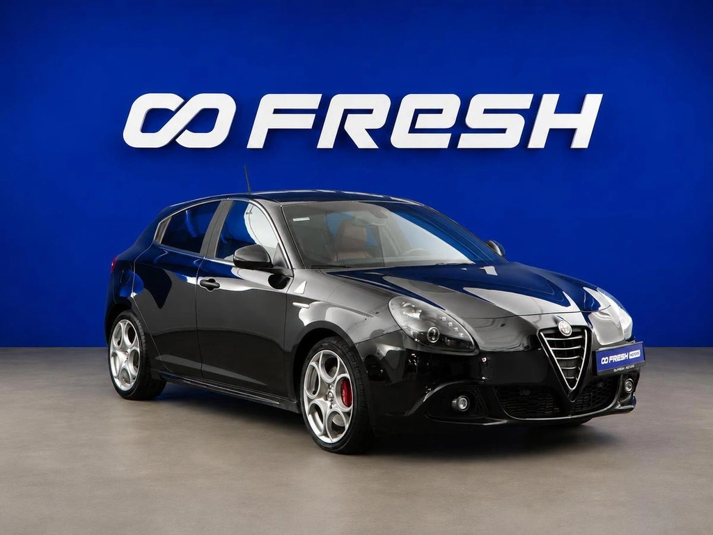 Хетчбэк Alfa Romeo Giulietta 2014 года, 2399077 рублей, Москва