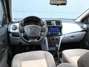 Седан Renault Logan 2014 года, 599000 рублей, Кирилловка